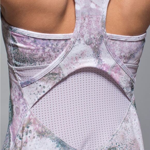 Lululemon Crossback Tank in Sugar Crush Multi / Silver Fox Shelf Bra Athletic 10 - Picture 11 of 11